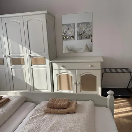 Amado Living - Ostanak kod kuće *