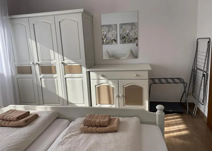 Amado Living - Ostanak kod kuće *