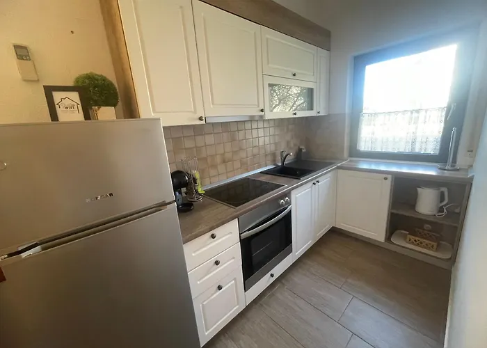 Amado Living - Ostanak kod kuće Zadar