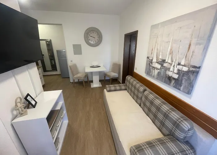 Ostanak kod kuće Amado Living -