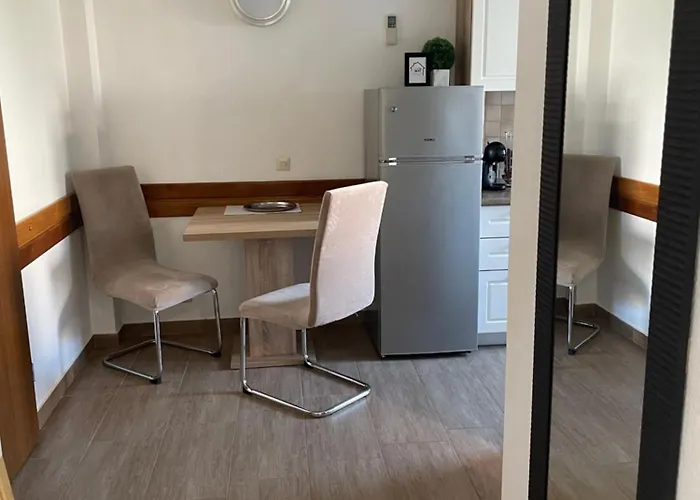 Amado Living - Ostanak kod kuće