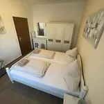 Amado Living - Homestay