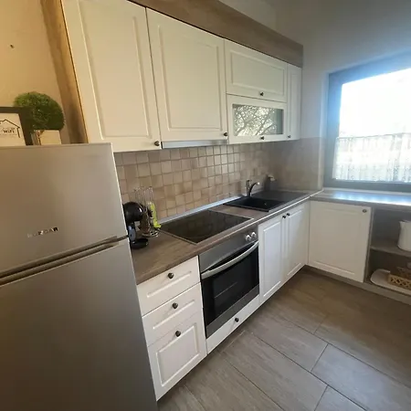 Amado Living - منزل للإقامة زادار
