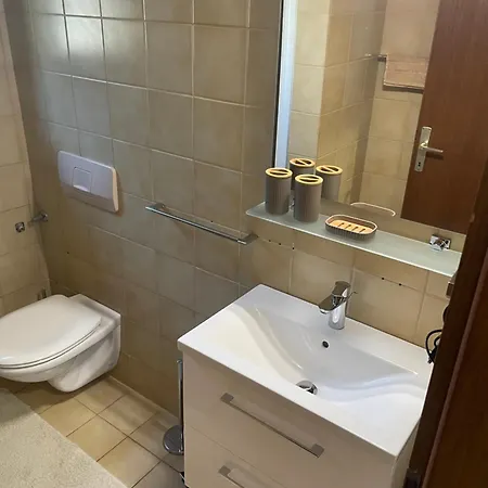 Amado Living - منزل للإقامة زادار