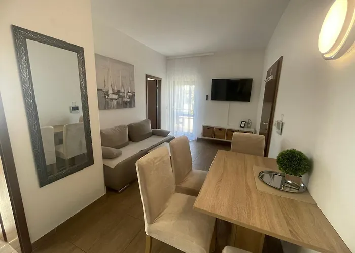Amado Living - *