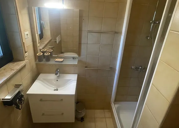 Amado Living -